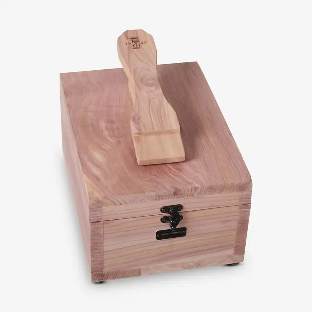 Cedar Valet Box Cedar Brown