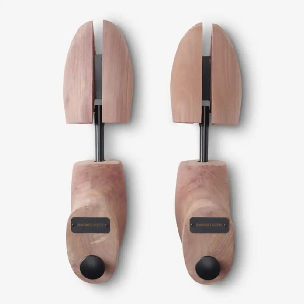 Combination Cedar Boot Trees with Knob Large